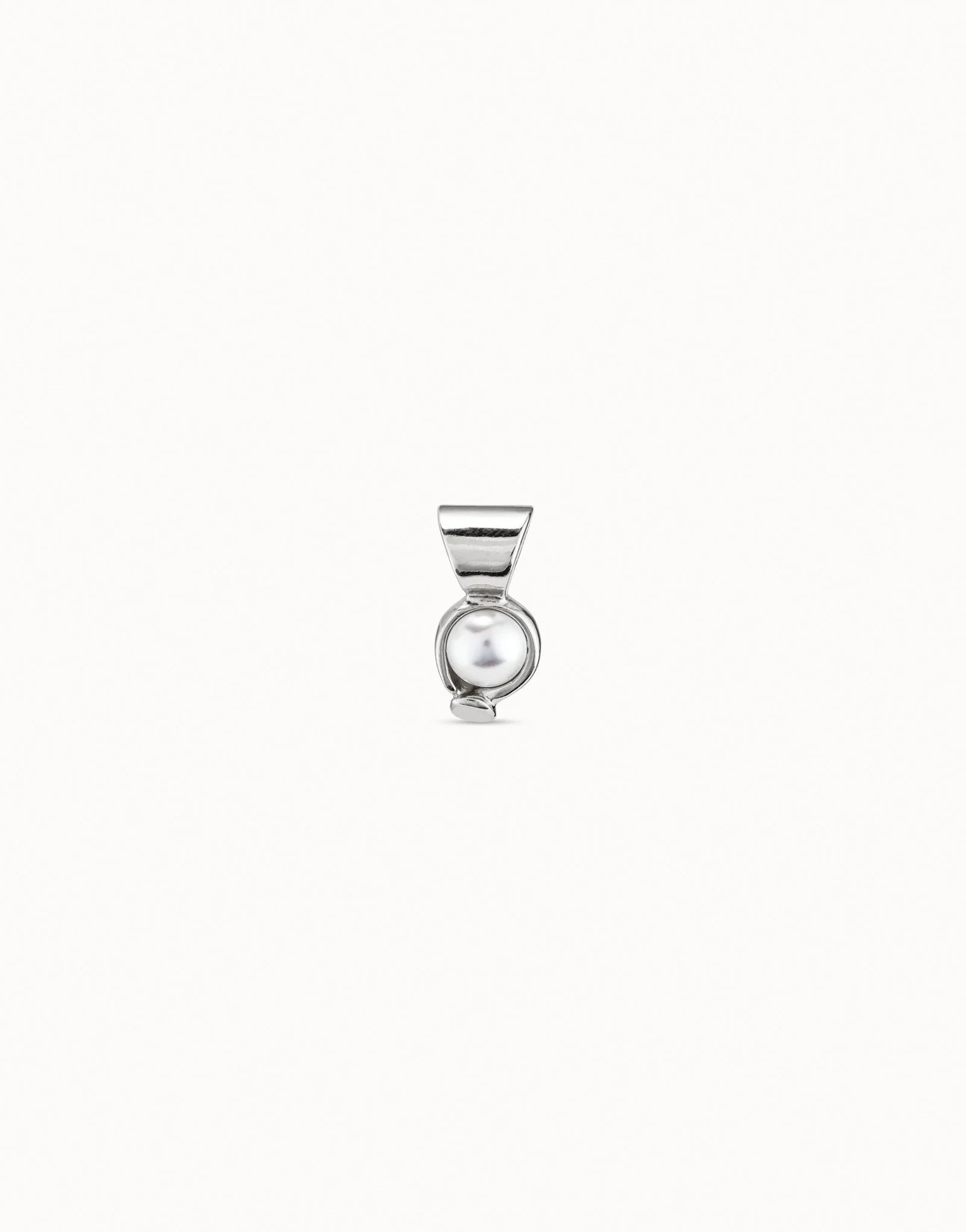 Charm with pearl