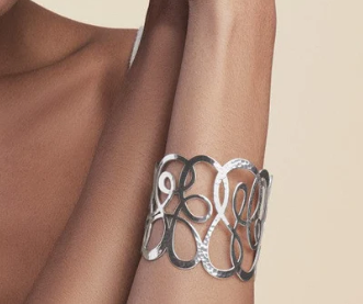 Skribbel Silver Bangle