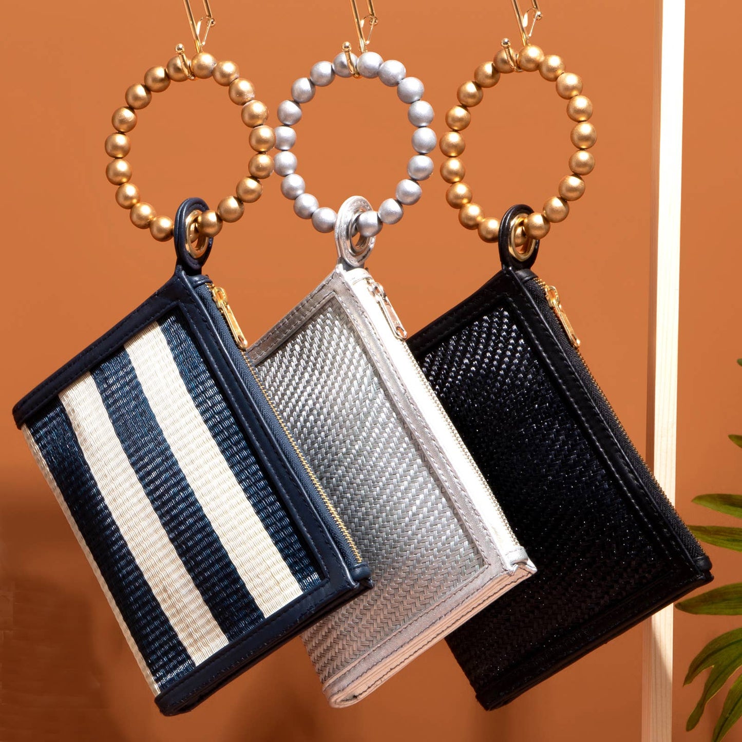 Silver Woven Straw Resort  Wristlet Clutch Pouch | Summer