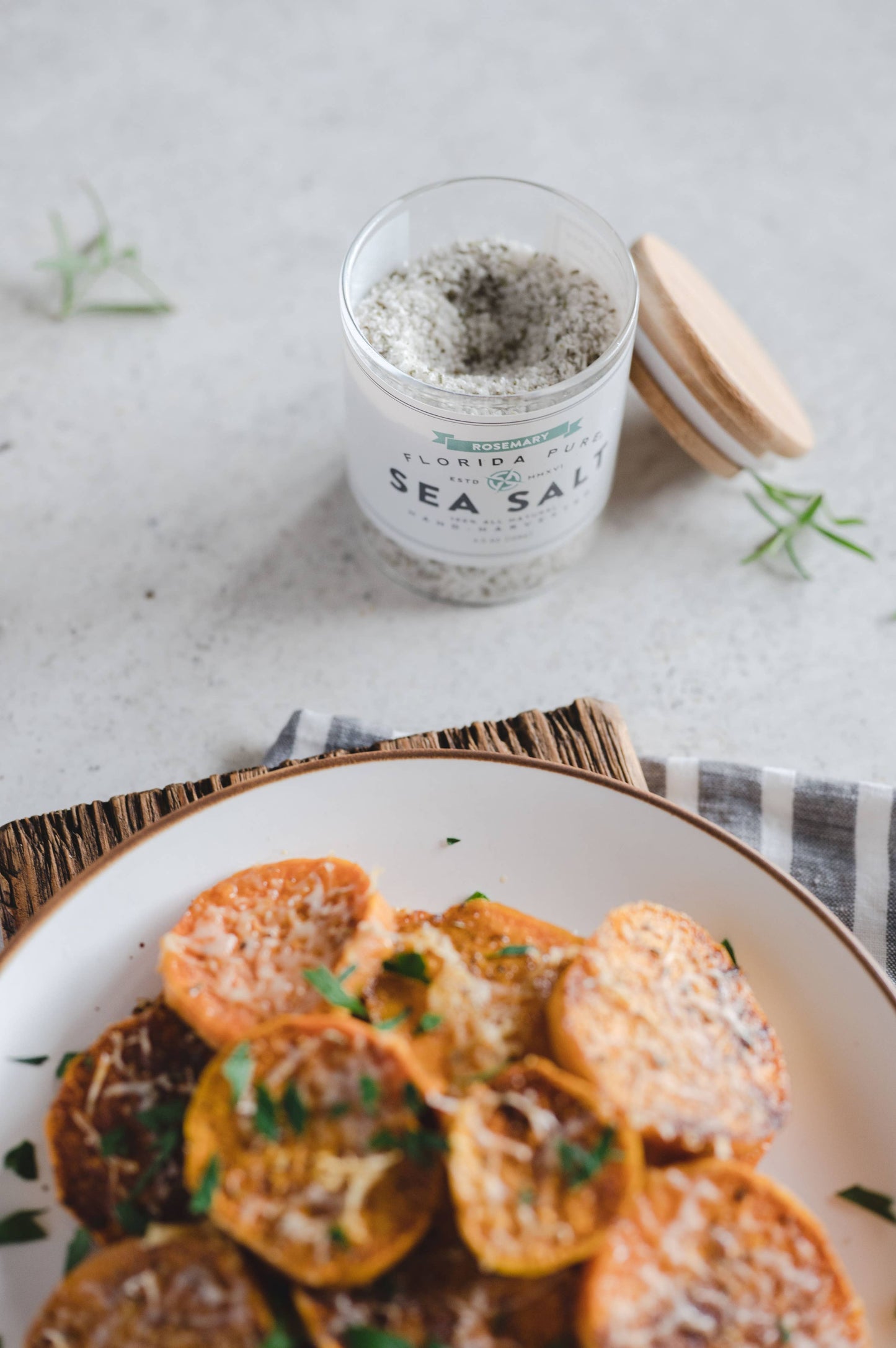 All-Natural High-Quality Gourmet Rosemary Infused Sea Salt