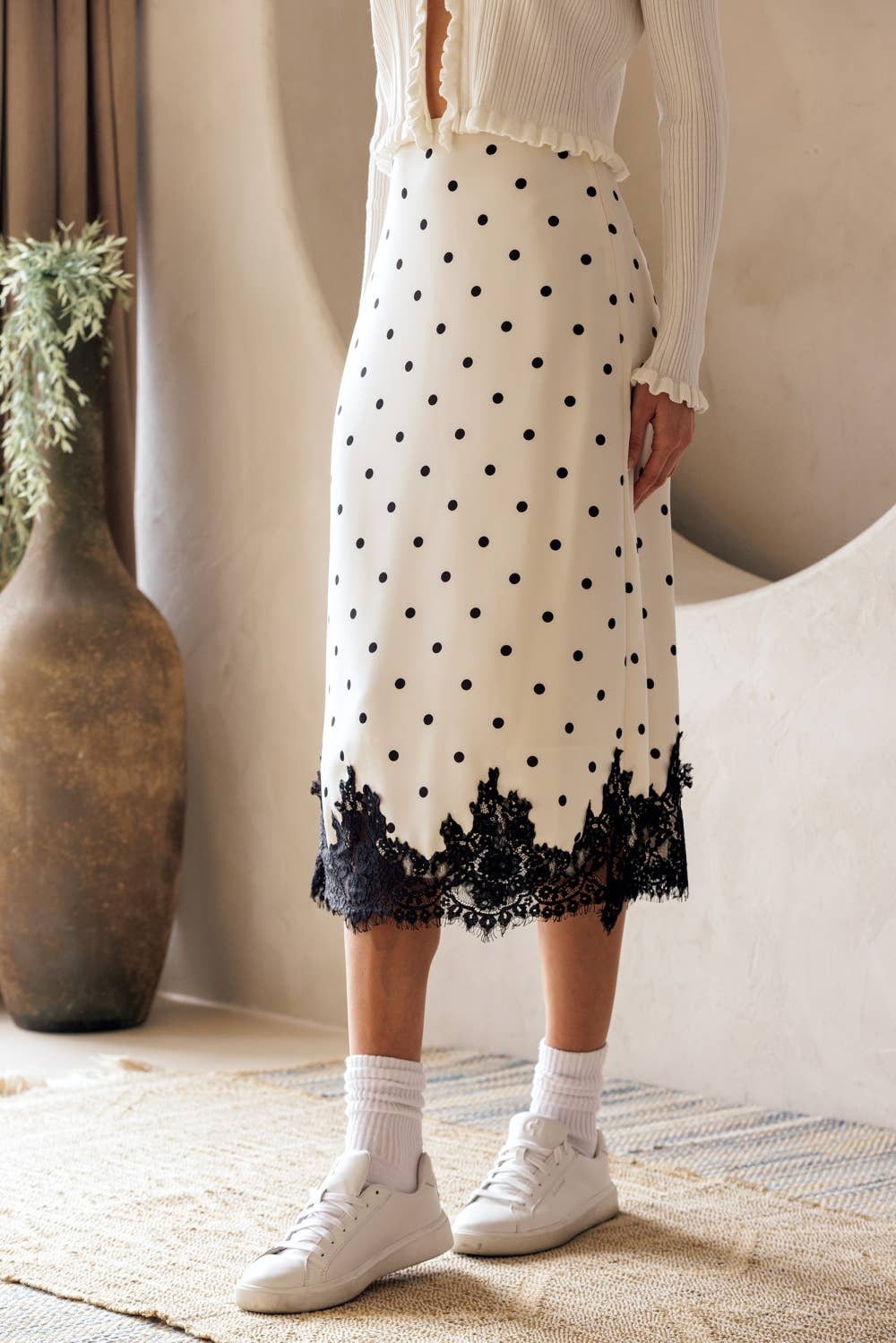 JS5578A - POLKA DOT MIDI SKIRT WITH LACE HEM