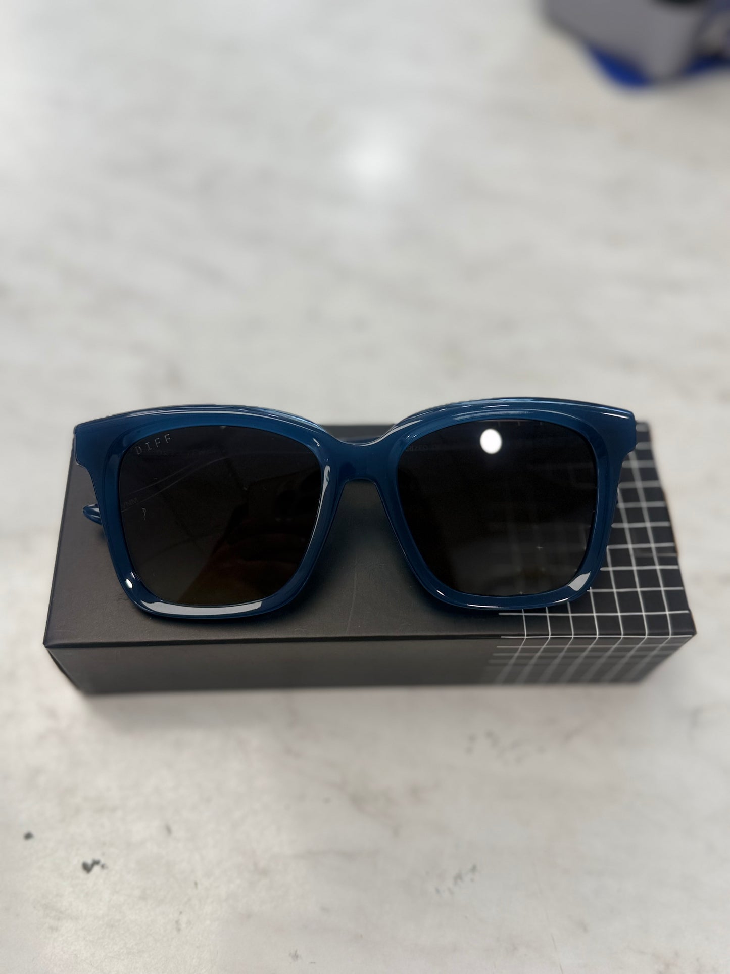 Meredith Sunglasses- Blue  (Grey Gradient)