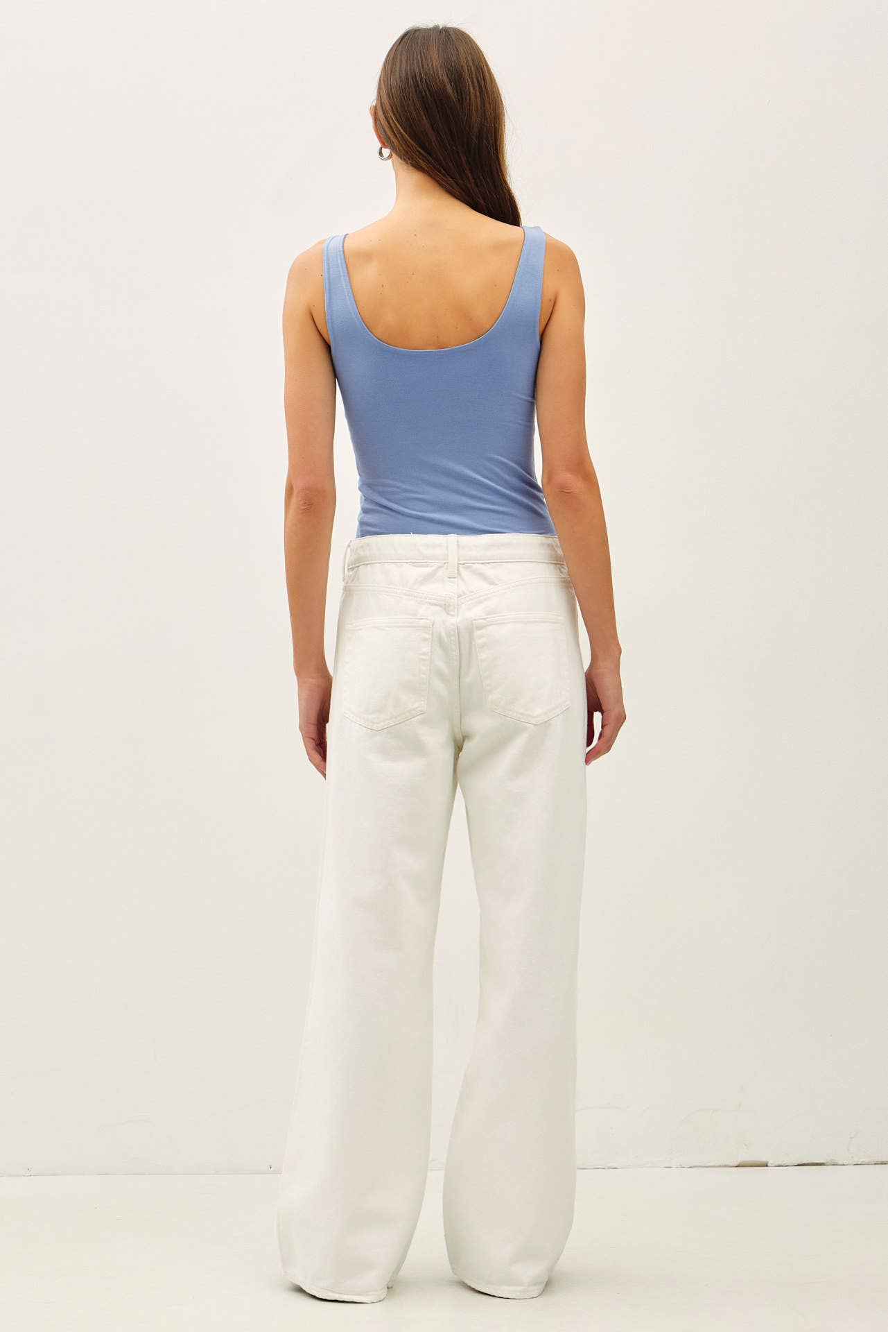 NEW SHADE[SOFT CORE] BASIC SCOOP NECK TANK
