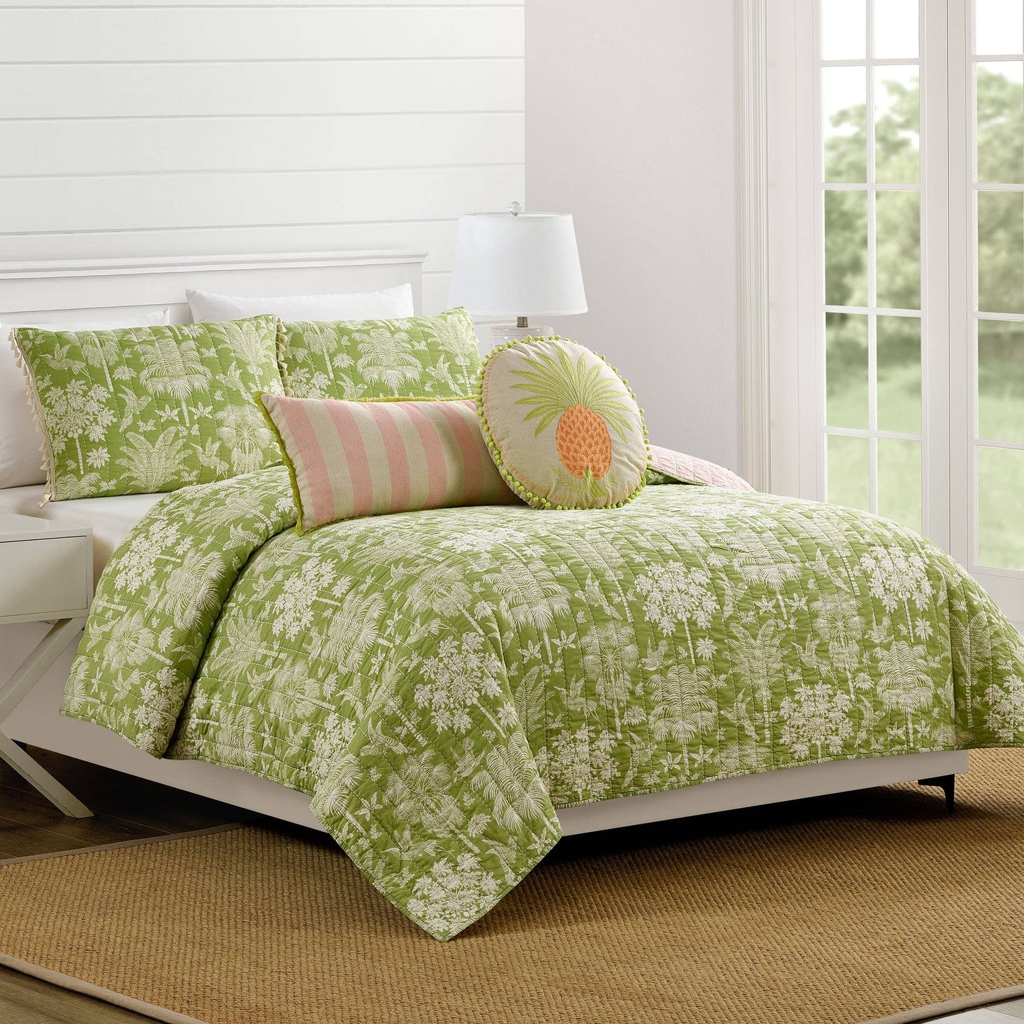 QUEENIE PINEAPPLE EMBROIDERED DECORATIVE PILLOW - Spartina