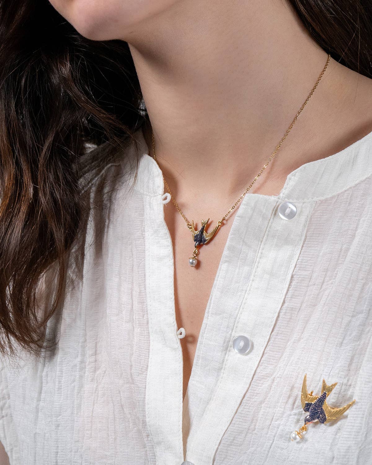 FABLE Swallow Pearl Brooch