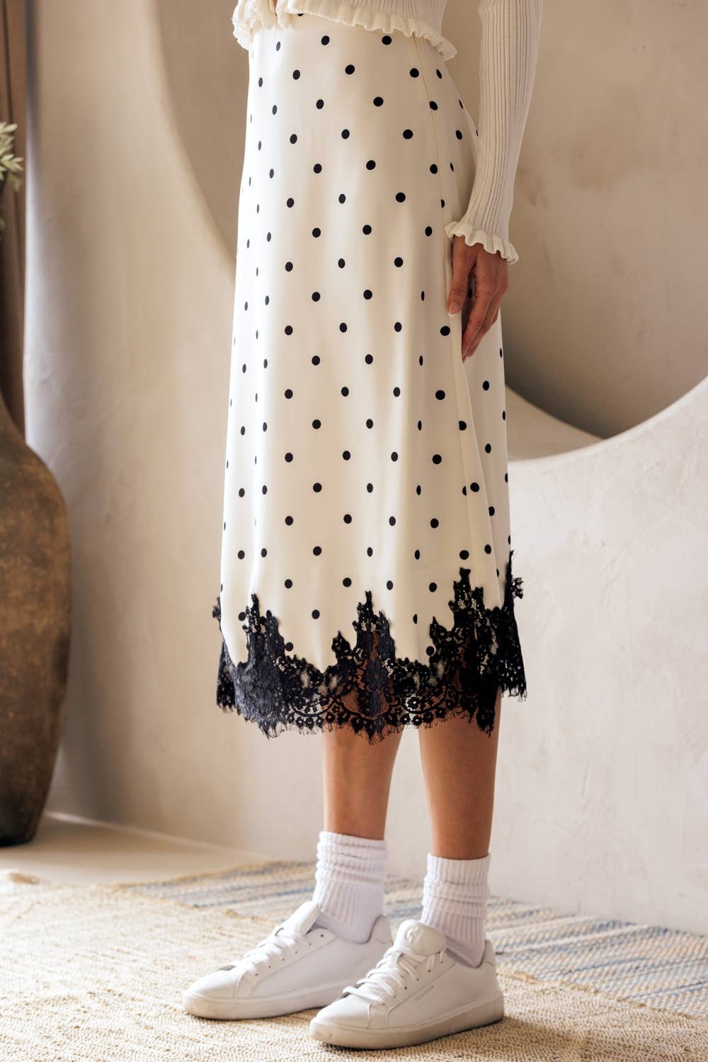 JS5578A - POLKA DOT MIDI SKIRT WITH LACE HEM