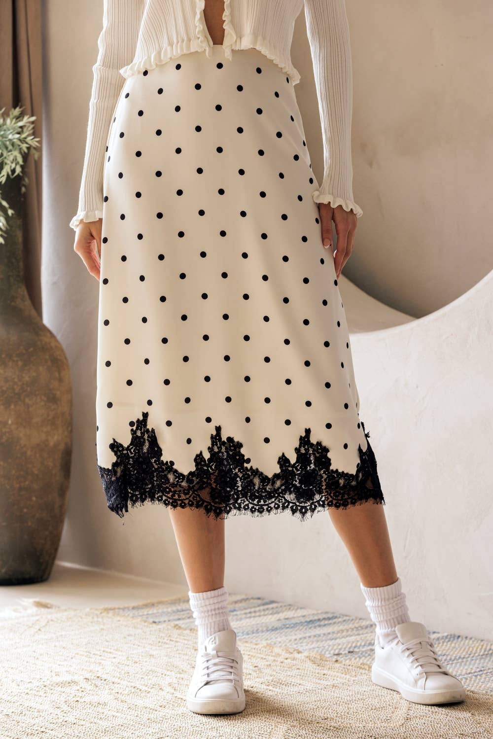 JS5578A - POLKA DOT MIDI SKIRT WITH LACE HEM