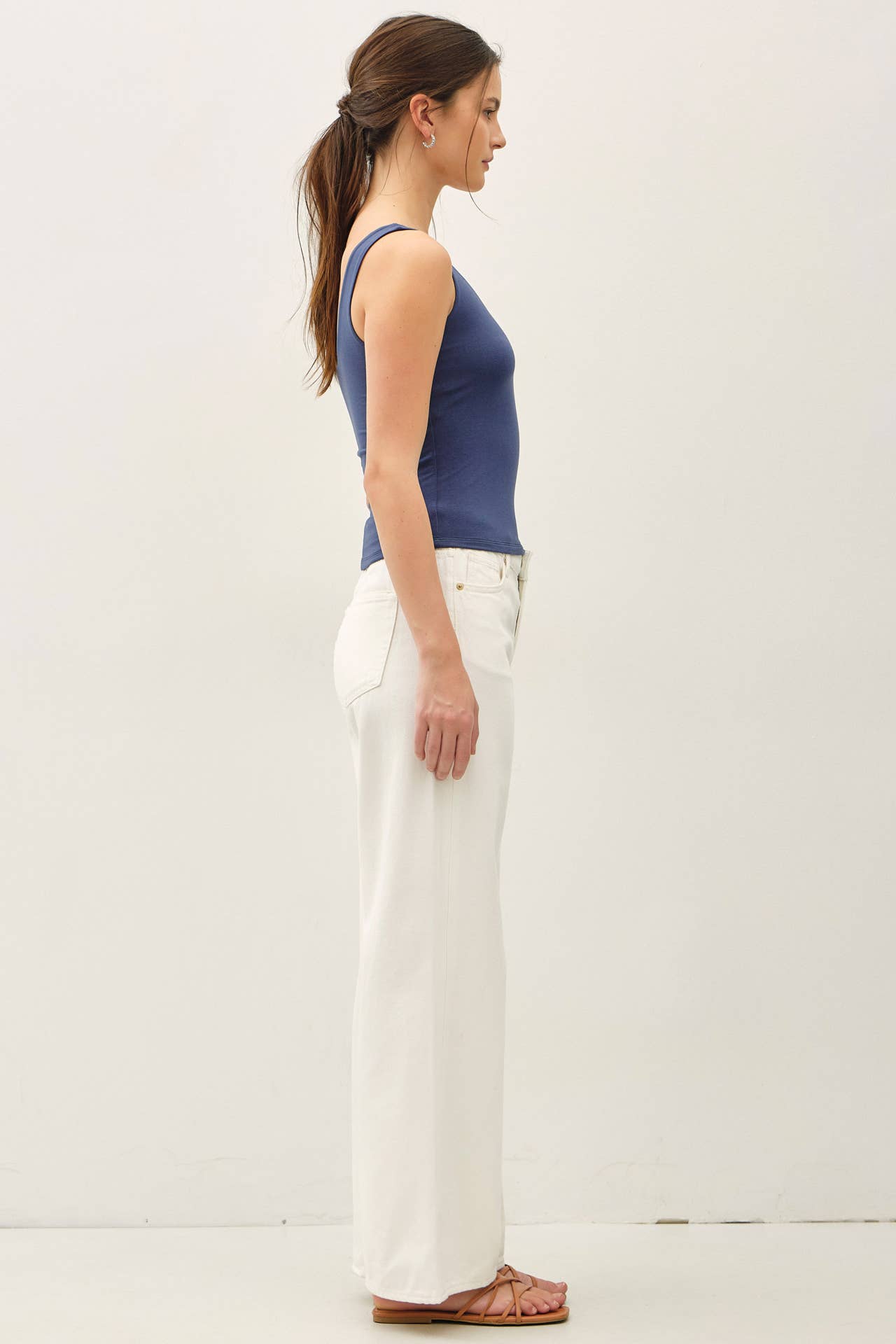 NEW SHADE[SOFT CORE] BASIC SCOOP NECK TANK