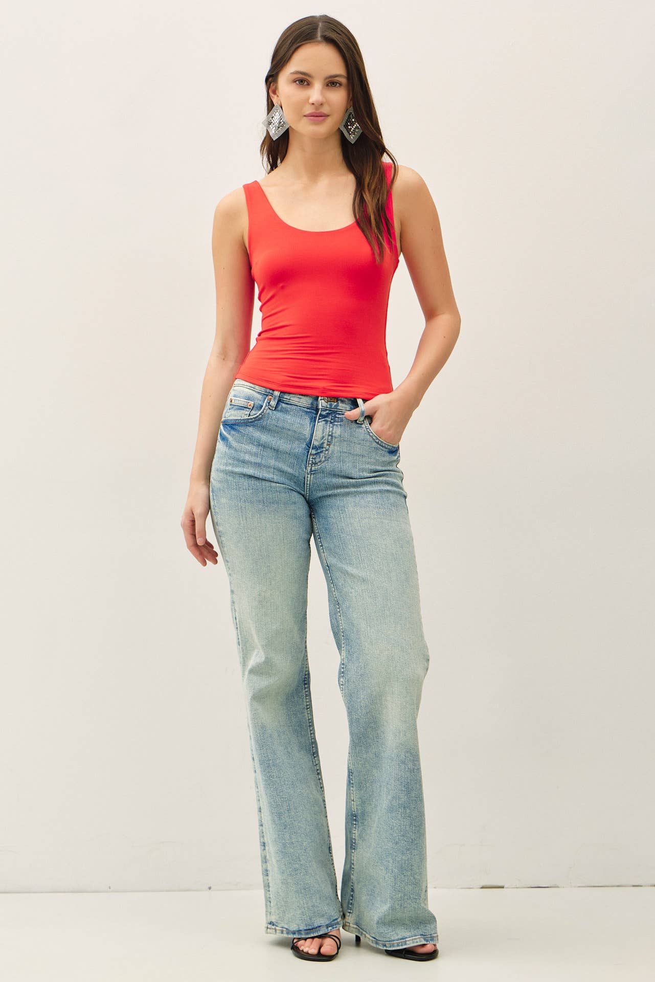 NEW SHADE[SOFT CORE] BASIC SCOOP NECK TANK