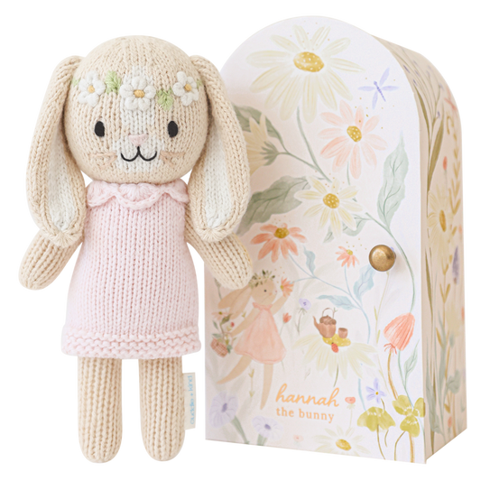 Tiny Hannah the bunny (blush), gives 10 mealsy