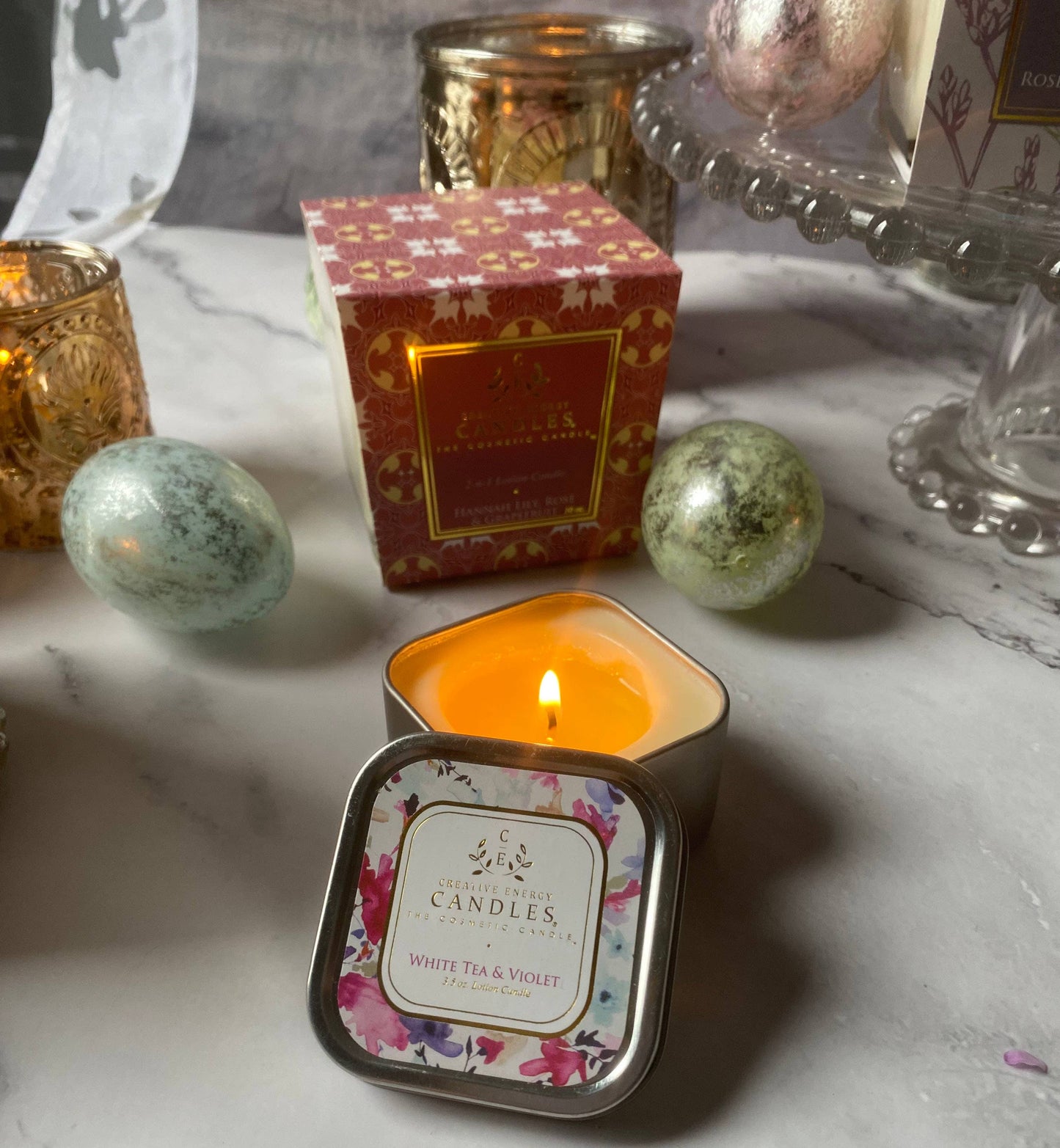 White Tea & Violet: 2-in-1 Soy Lotion Candle