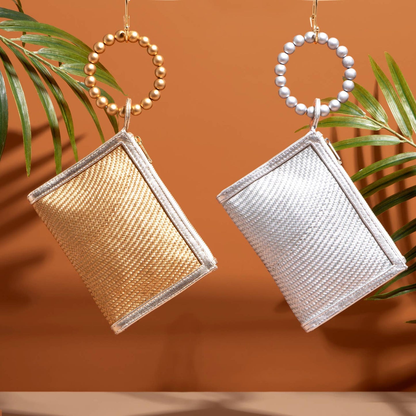 Silver Woven Straw Resort  Wristlet Clutch Pouch | Summer