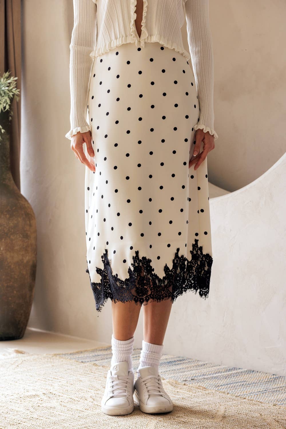 JS5578A - POLKA DOT MIDI SKIRT WITH LACE HEM